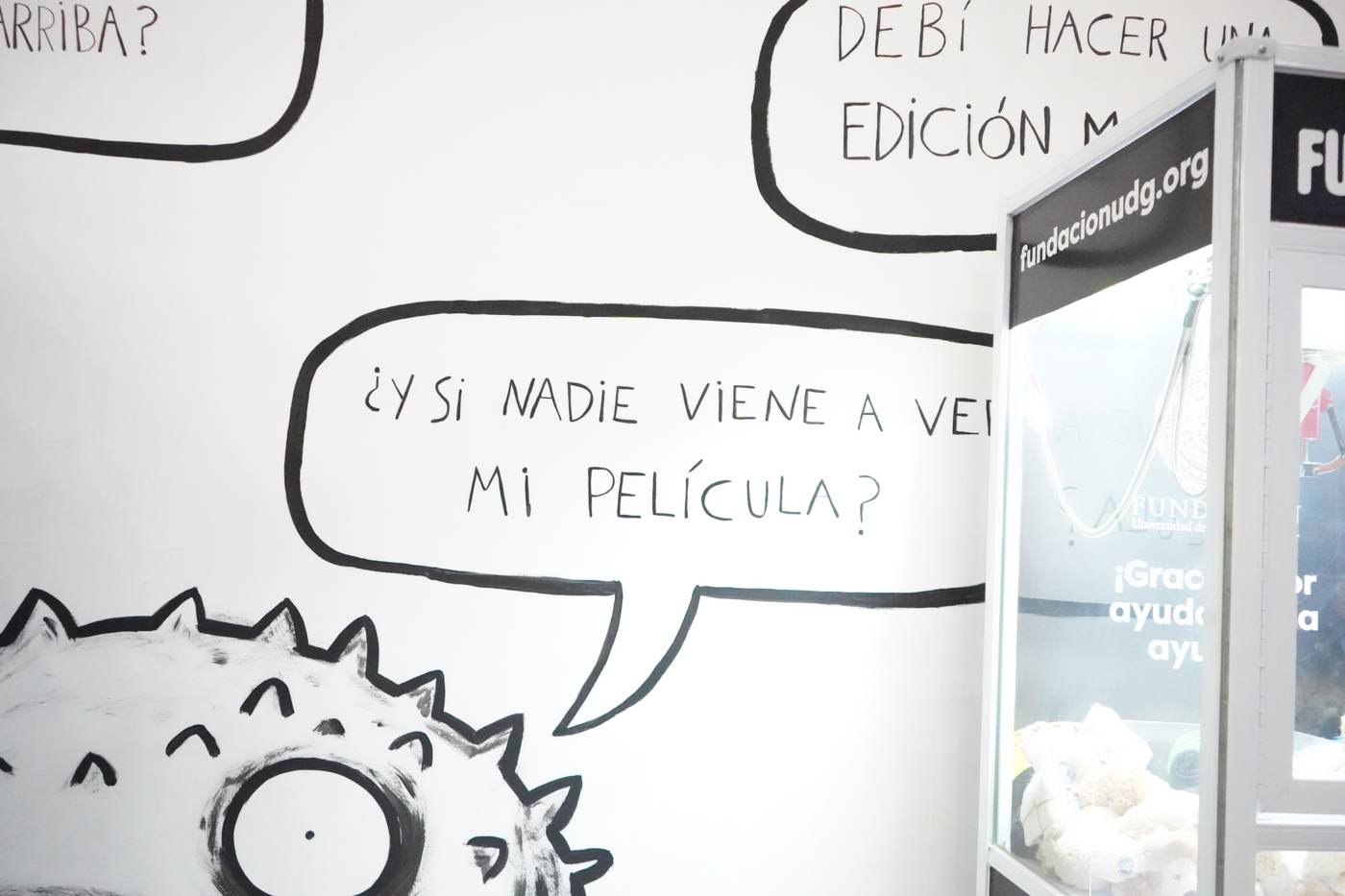 Foto de Ángel: mural que pregunta si nadie vendrá a ver mi película