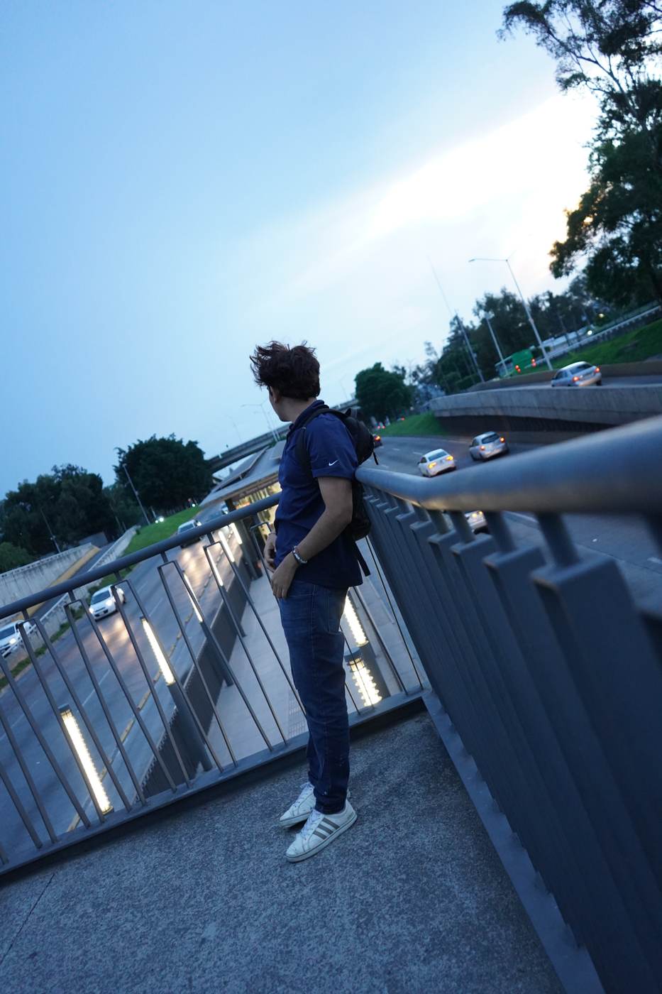 Foto de Ángel: persona sobre un puente
